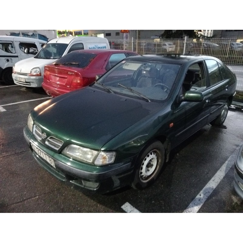 nissan primera berlina (p11) del año 1996