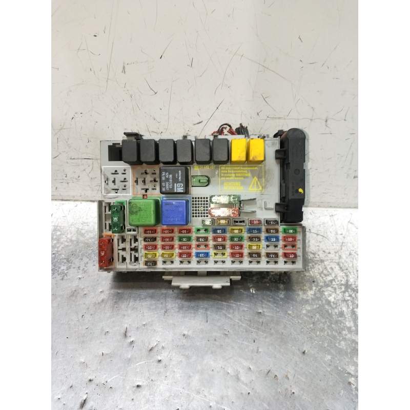 Recambio de caja reles / fusibles para opel zafira a club referencia OEM IAM 24412497 20DTI A/1999