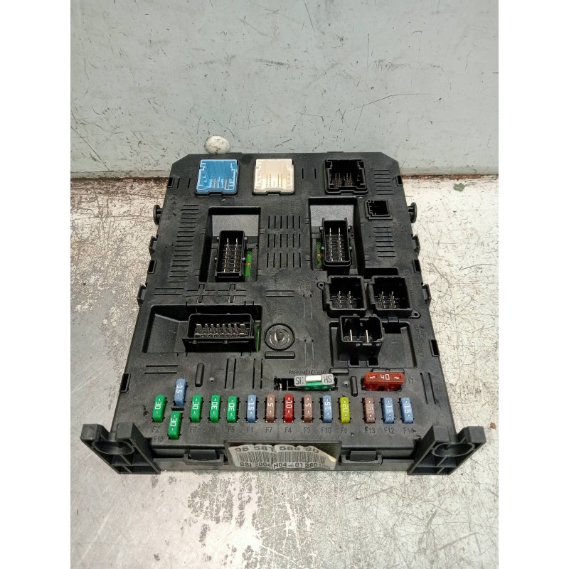 Recambio de caja reles / fusibles para citroen c5 break premier referencia OEM IAM 9658158680 BSI2004H04 01280105