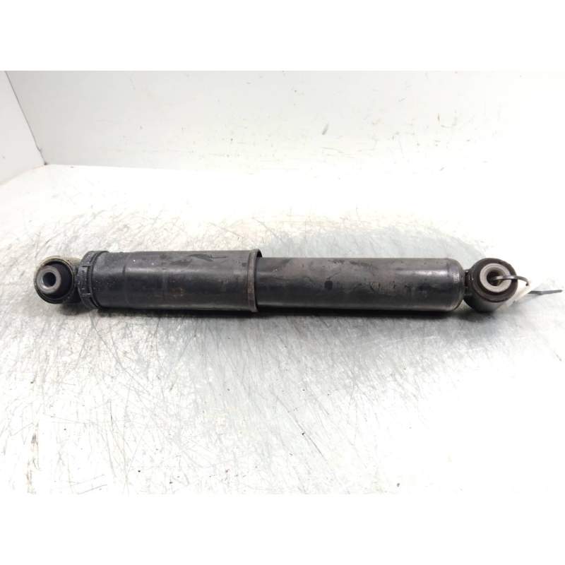 Recambio de amortiguador trasero para renault master pritsche/fgst 2.3 dci diesel cat referencia OEM IAM   