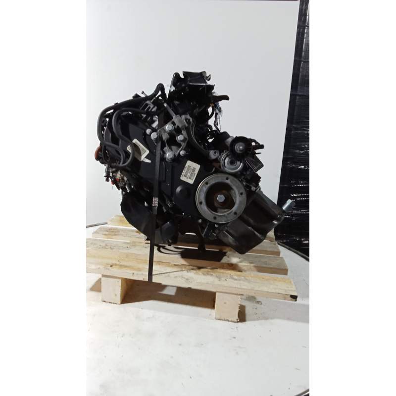 Recambio de motor completo para volvo v50 (545) 2.0 d referencia OEM IAM D4204T siemenes 6901252