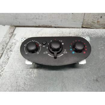 MANDO CALEFACCION / AIRE ACONDICIONADO 5P3743000 