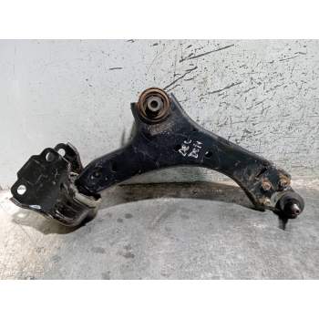 BRAZO SUSPENSION INFERIOR DELANTERO DERECHO 