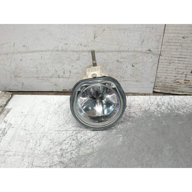 Recambio de faro antiniebla izquierdo para fiat bravo (182) jtd 105 / 100 sx referencia OEM IAM   