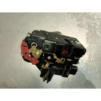 MOTOR CIERRE CENTRALIZADO TRASERO DERECHO 5P 2001