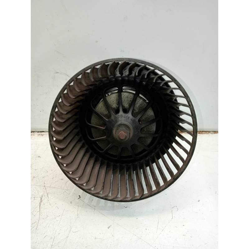 Recambio de motor calefaccion para ford focus berlina (cap) trend referencia OEM IAM 5027252471 6652A 05