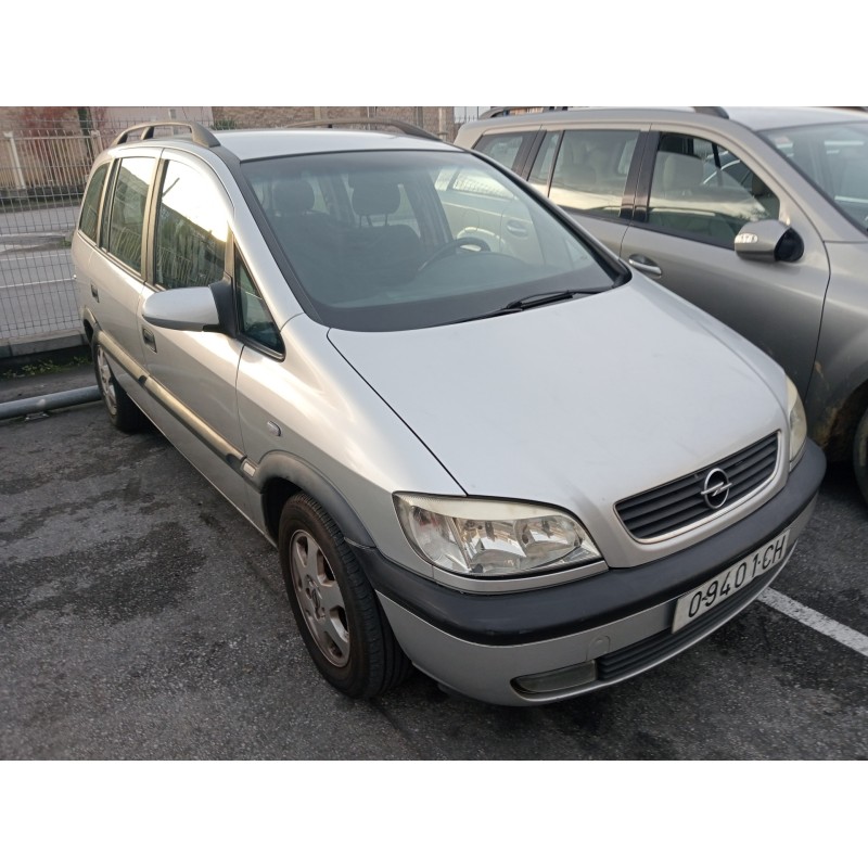 opel zafira a del año 2000