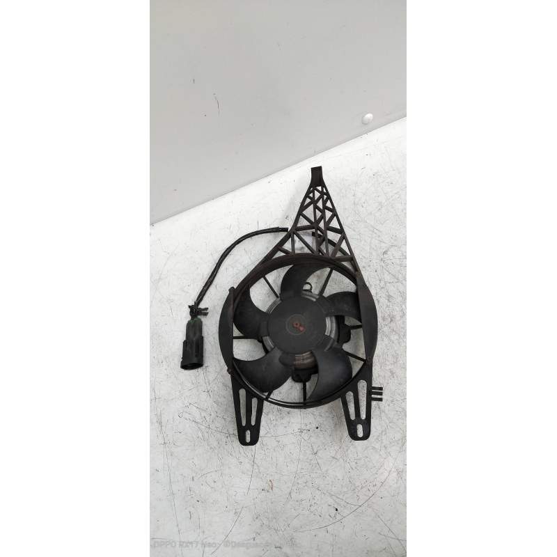 Recambio de electroventilador para peugeot 207 gt referencia OEM IAM 9680003280 16G 2006