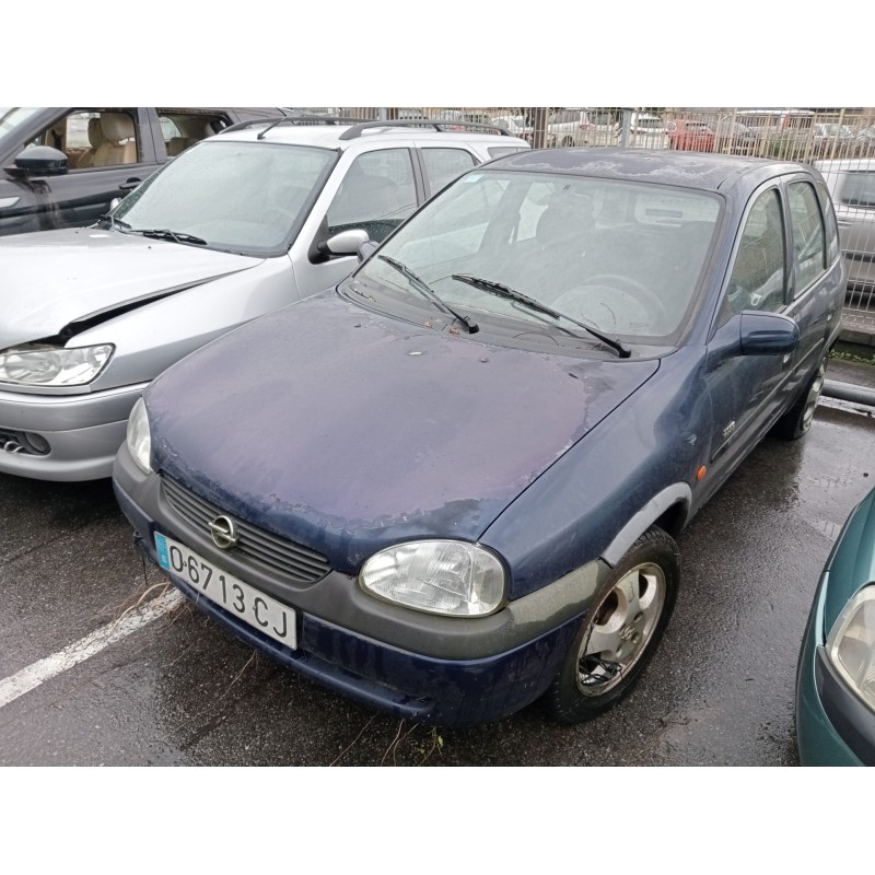 opel corsa b del año 2000