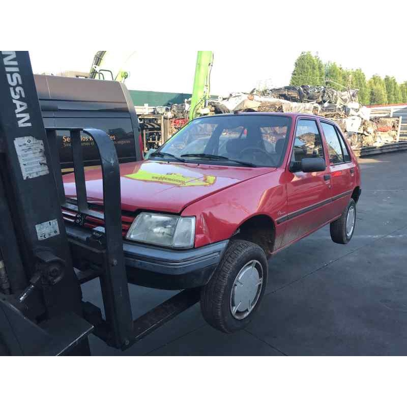 peugeot 205 berlina del año 1992