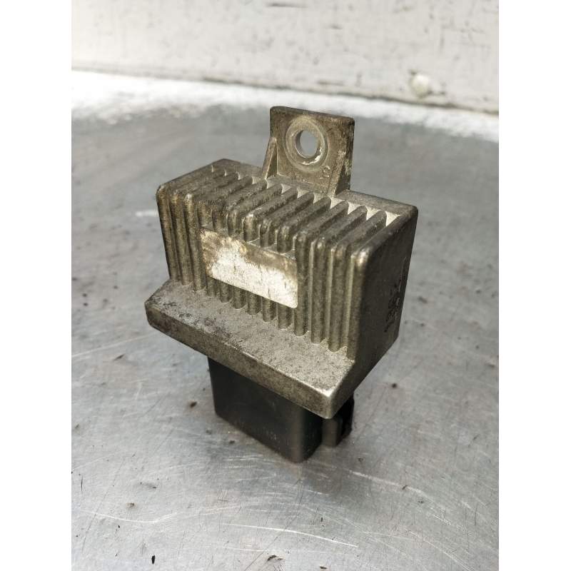Recambio de caja precalentamiento para renault megane i (ba0/1_) 1.9 dti (ba1u) referencia OEM IAM   1999