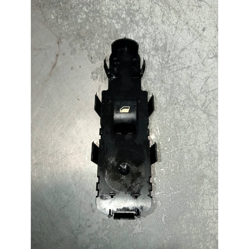 Recambio de mando elevalunas delantero derecho para peugeot 308 confort referencia OEM IAM 96565184XT 53269801 5P