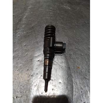 INYECTOR 0414720404 03G130073G BOSCH