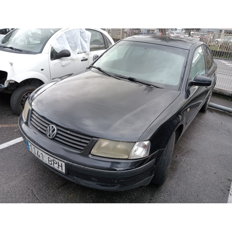 volkswagen passat berlina (3b2) del año 2001