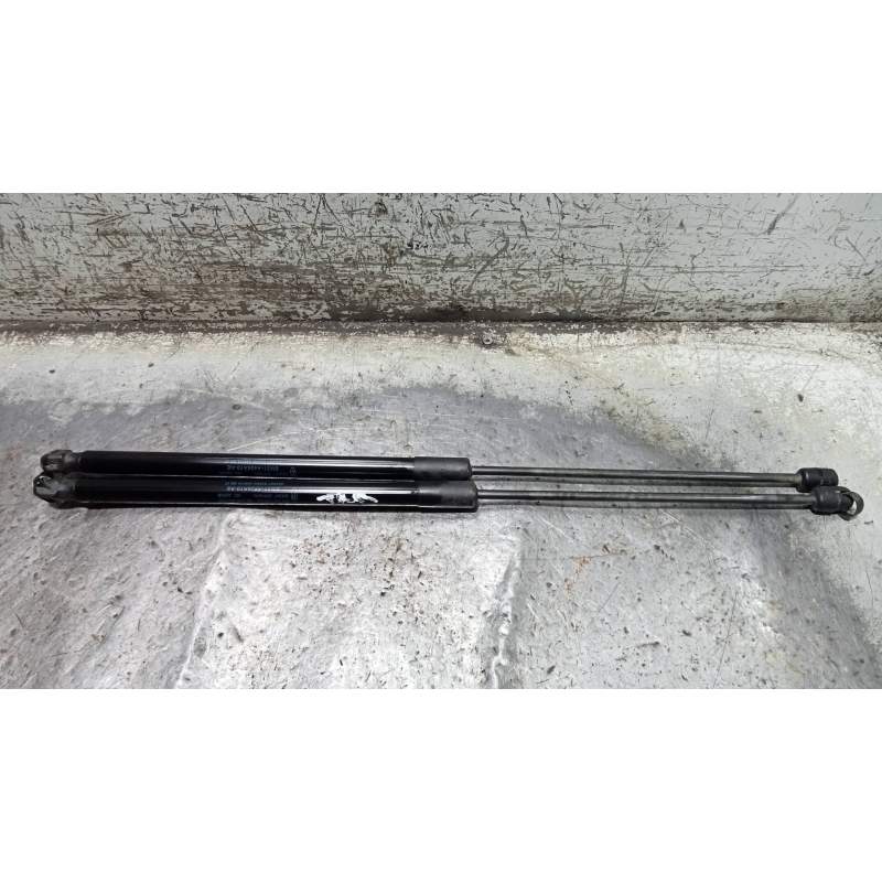 Recambio de amortiguadores maletero / porton para ford focus lim. (cb8) titanium referencia OEM IAM BM51A406A10AE  