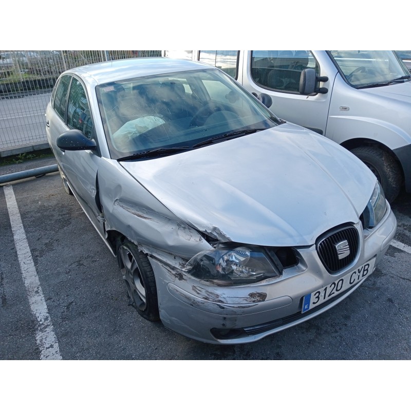 seat ibiza (6l1) del año 2004