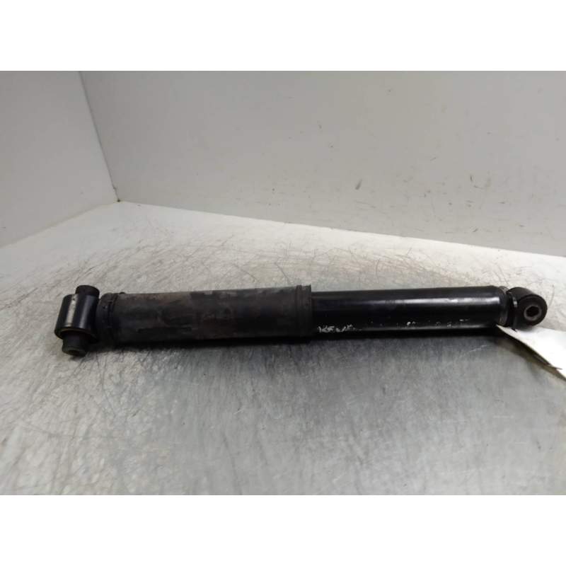 Recambio de amortiguador trasero para renault megane iii berlina 5 p business referencia OEM IAM  15DCI 2012