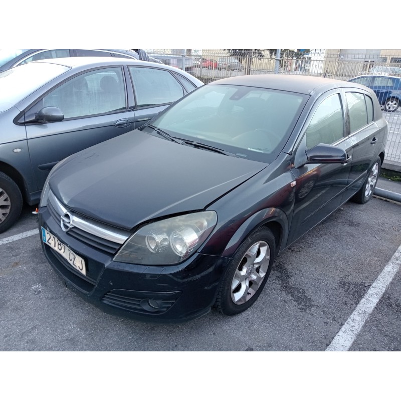 opel astra h berlina del año 2004