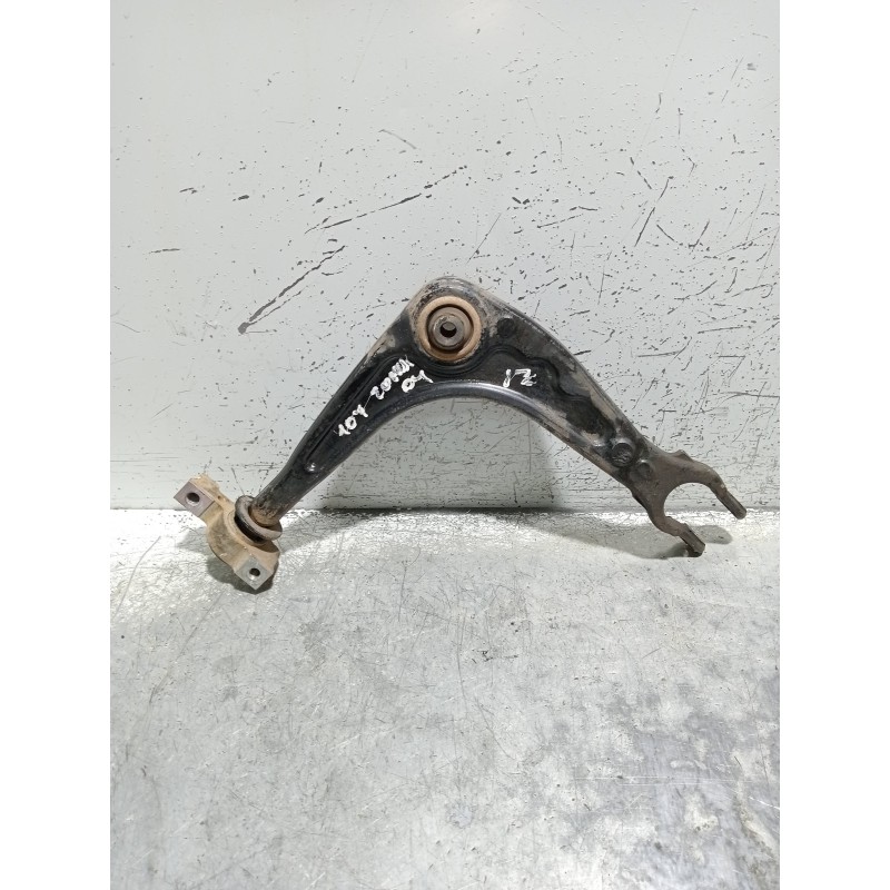 Recambio de brazo suspension inferior delantero izquierdo para peugeot 407 sw st confort referencia OEM IAM   