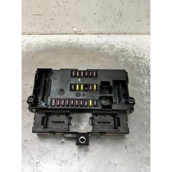 CAJA RELES / FUSIBLES 1389975080 2012DJ4342 4983ABCML7 5FG5WYV4T 2014
