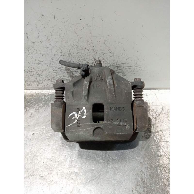 Recambio de pinza freno delantera derecha para hyundai coupe ii (gk) 1.6 16v referencia OEM IAM BC141056  
