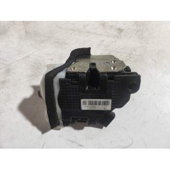 MOTOR CIERRE CENTRALIZADO DELANTERO DERECHO 81320C8340 3P 