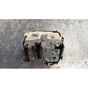 MOTOR CIERRE CENTRALIZADO DELANTERO DERECHO 55676909 3P 2006