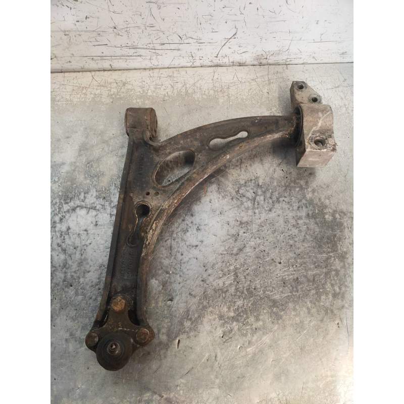 Recambio de brazo suspension inferior delantero izquierdo para volkswagen touran (1t2) advance referencia OEM IAM 1K0407153G 19T