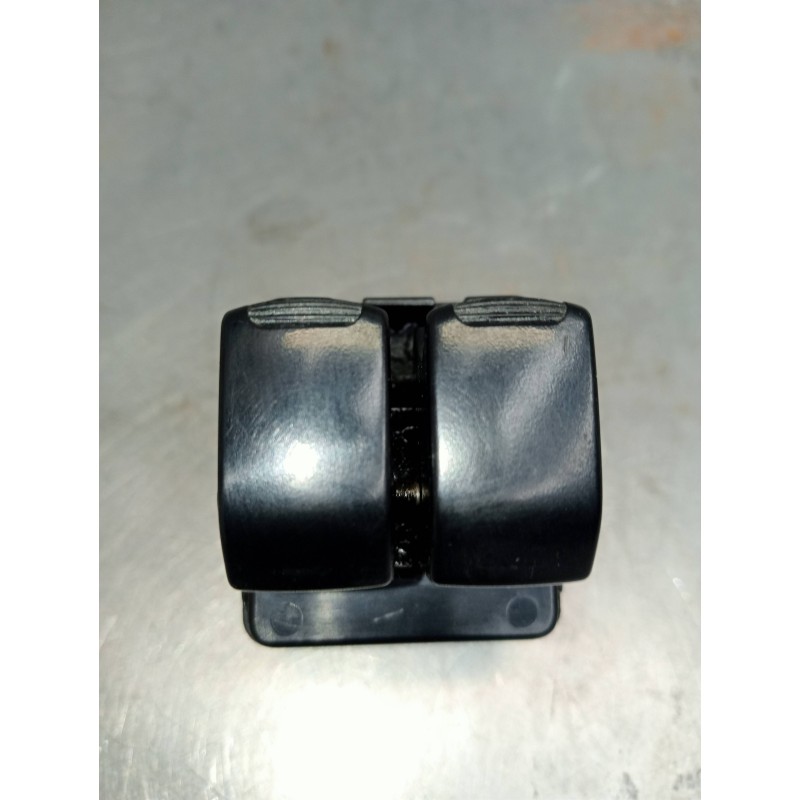 Recambio de mando elevalunas delantero izquierdo para chevrolet matiz s referencia OEM IAM 621W04750  5P