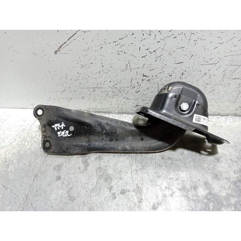 Recambio de brazo suspension superior trasero derecho para volkswagen golf vii lim. (bq1) advance referencia OEM IAM 5Q0505226C 
