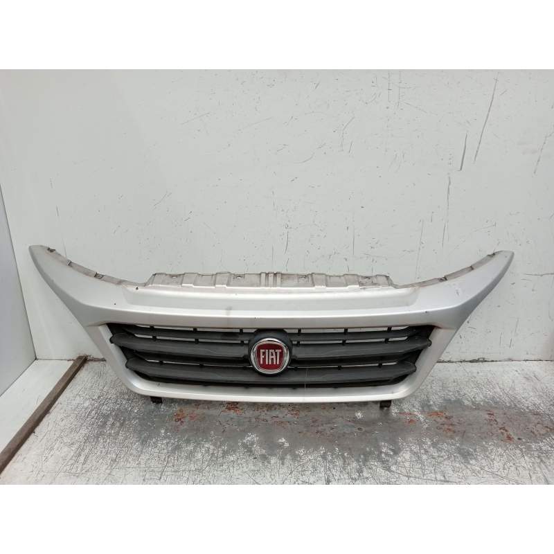 Recambio de rejilla delantera para fiat ducato furgoneta (250_) 130 multijet 2,3 d referencia OEM IAM   
