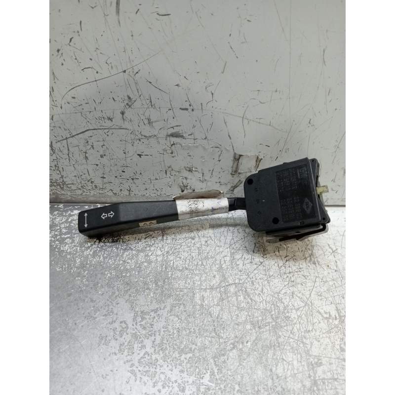 Recambio de mando luces para opel corsa a referencia OEM IAM 90126712 2239900 90126713
