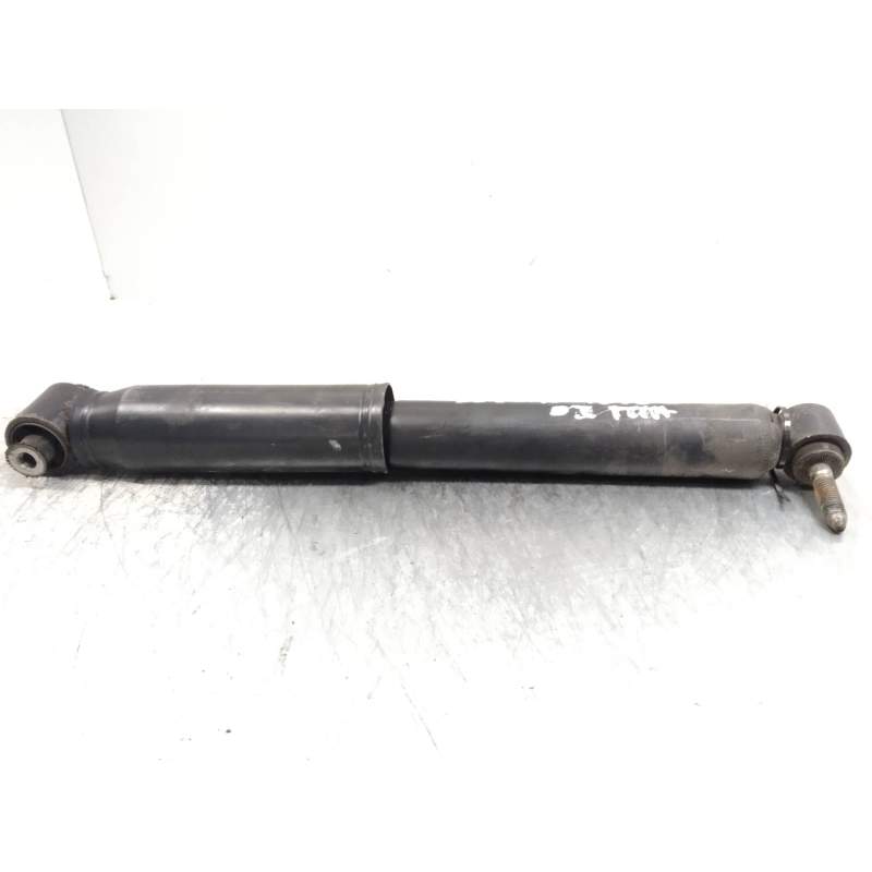 Recambio de amortiguador trasero para renault scenic ii 1.6 16v referencia OEM IAM  15DCI 03