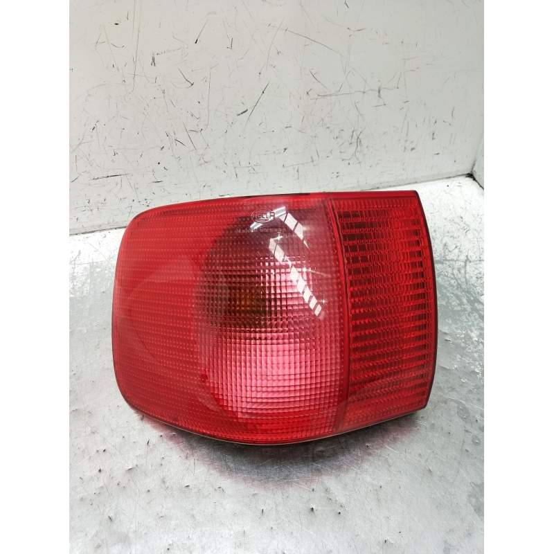 Recambio de piloto trasero izquierdo para audi 80 b4 sedán (8c2) 1.9 tdi referencia OEM IAM   1992