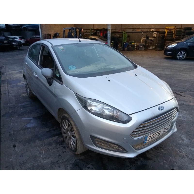 ford fiesta (ccn) del año 2015