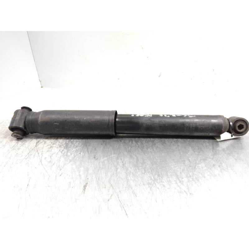 Recambio de amortiguador trasero para renault scenic ii 1.5 dci diesel referencia OEM IAM  15DCI 03