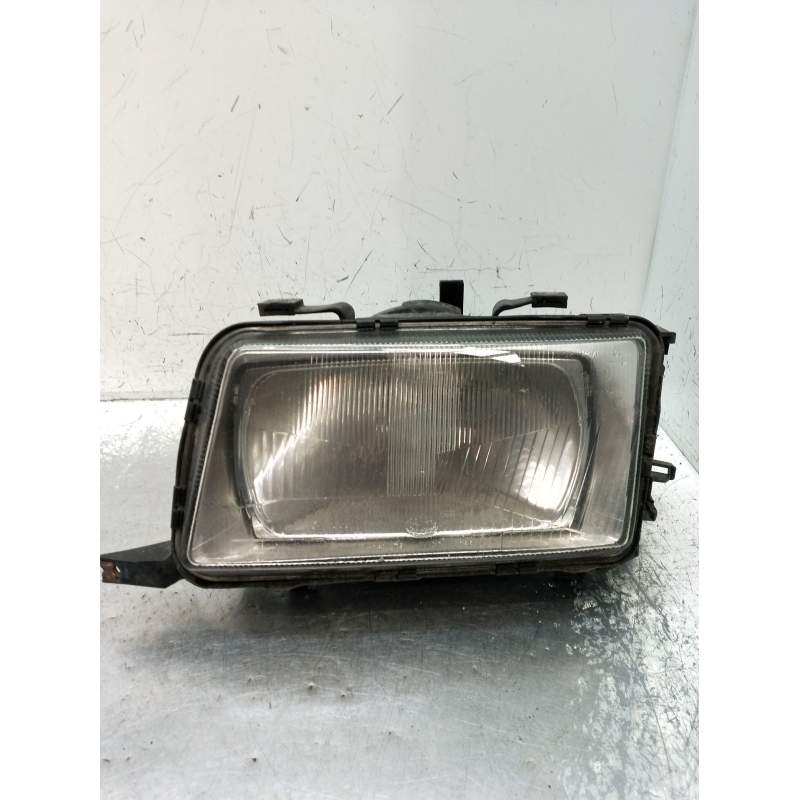 Recambio de faro izquierdo para audi 80 b4 sedán (8c2) 1.9 tdi referencia OEM IAM   1992