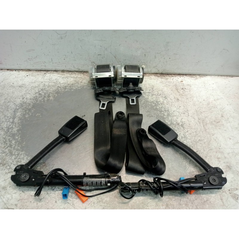 Recambio de juego cinturones delantero para land rover range rover sport v8 td se referencia OEM IAM   