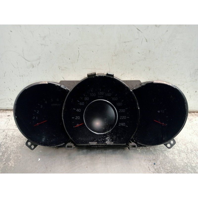 Recambio de cuadro instrumentos para kia cee´d sporty wagon drive referencia OEM IAM 94033A2020  