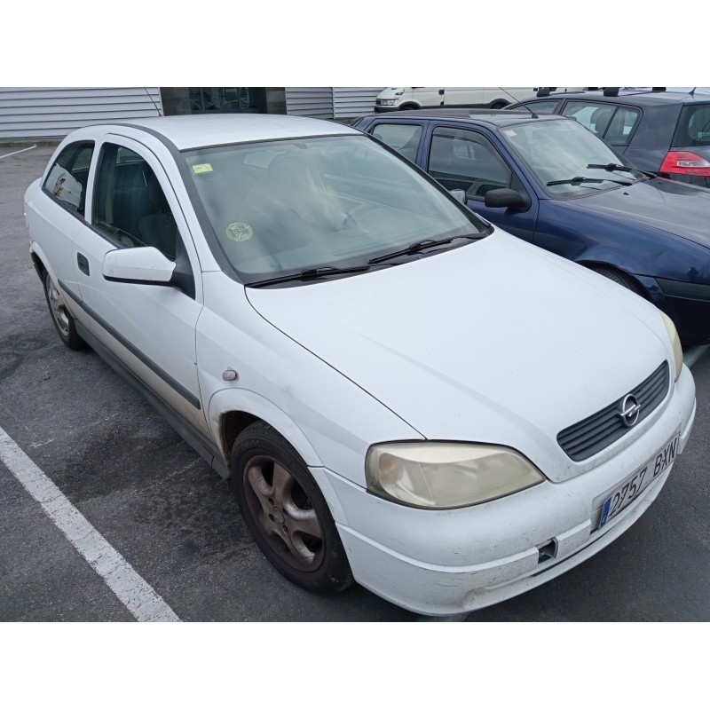 opel astra g berlina del año 2002