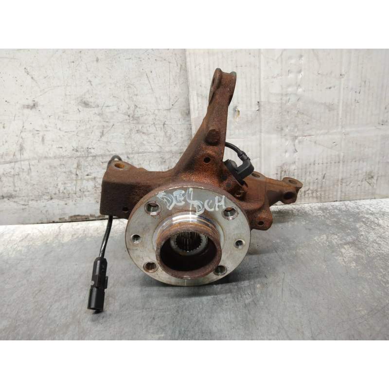 Recambio de mangueta delantera derecha para dacia sandero comfort referencia OEM IAM   