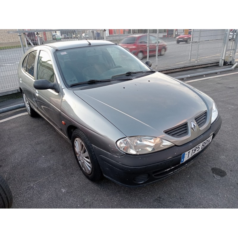 renault megane i fase 2 berlina (ba0) del año 2001