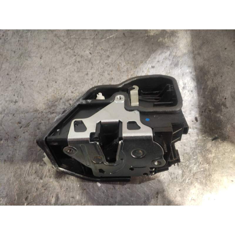 Recambio de motor cierre centralizado delantero izquierdo para bmw serie 3 lim. (f30) 318d referencia OEM IAM 7229461  