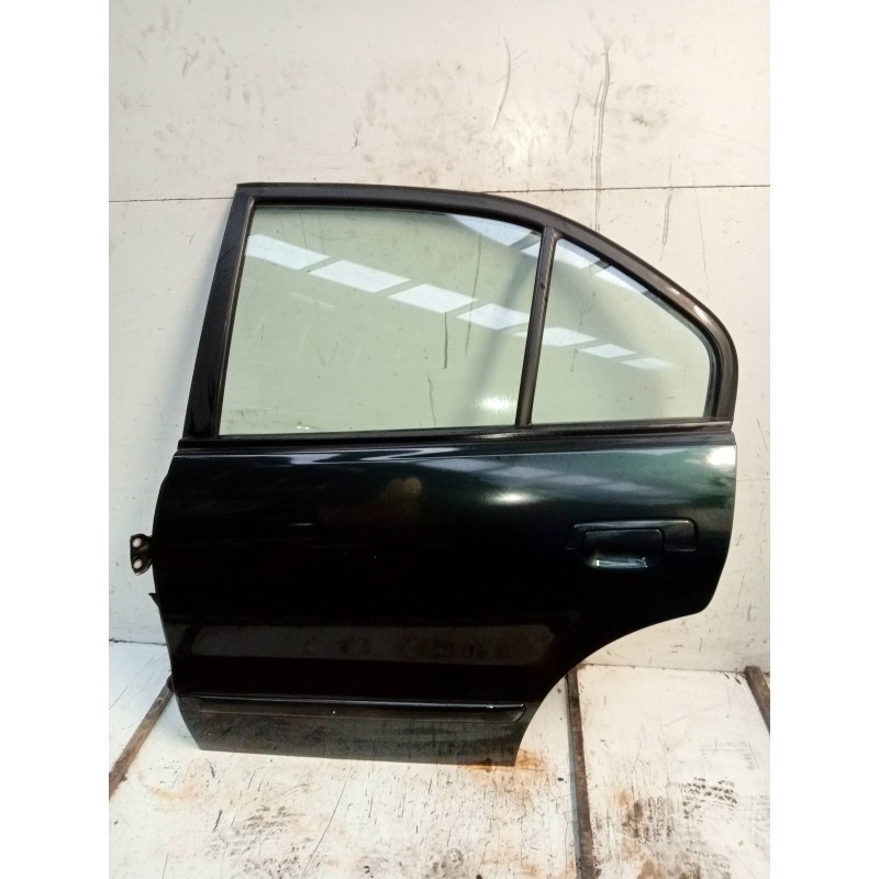 Recambio de puerta trasera izquierda para mitsubishi galant berlina (ea0) 2500 v6 24v referencia OEM IAM   4P