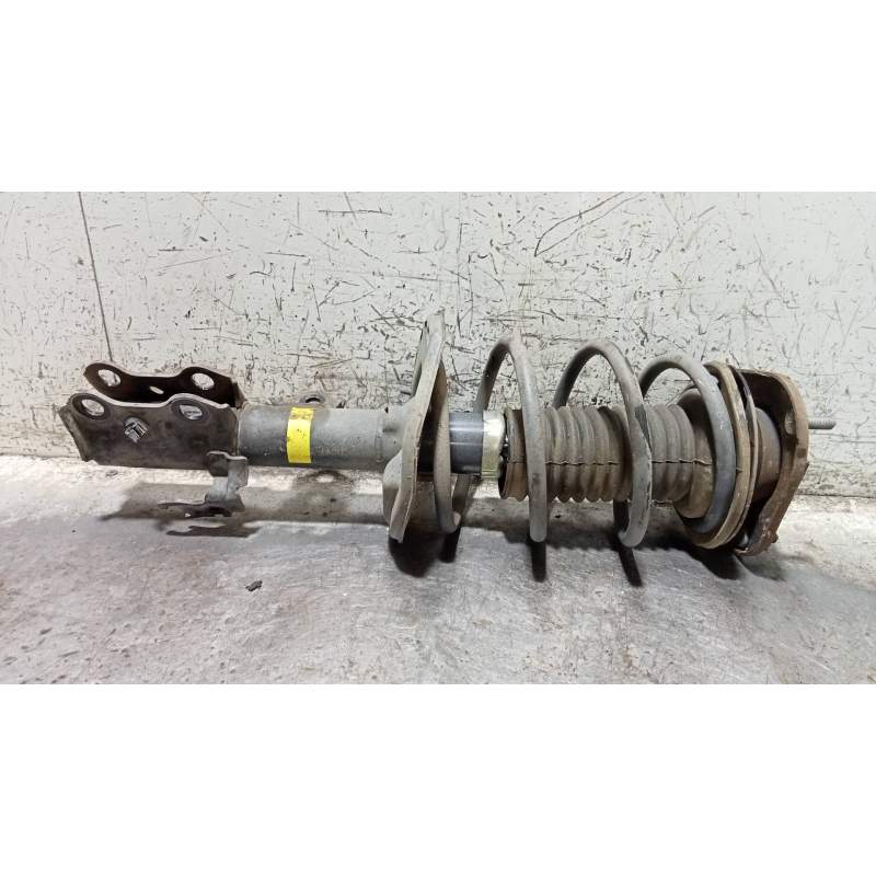 Recambio de amortiguador delantero izquierdo para toyota auris básico referencia OEM IAM  13G 2006