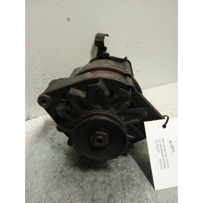 Recambio de alternador para opel astra f berlina california referencia OEM IAM 0120488186  