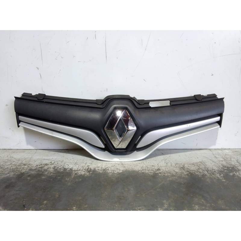 Recambio de rejilla delantera para renault kangoo profesional referencia OEM IAM 623101381R 1202567X 2012