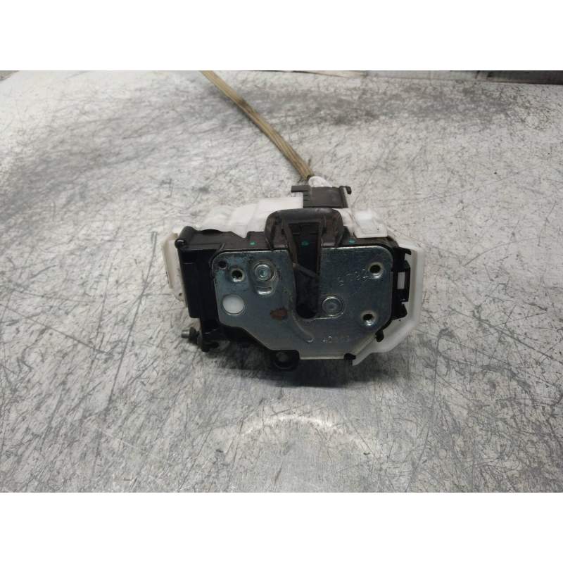 Recambio de motor cierre centralizado delantero derecho para fiat fiorino básico referencia OEM IAM  6P 2007