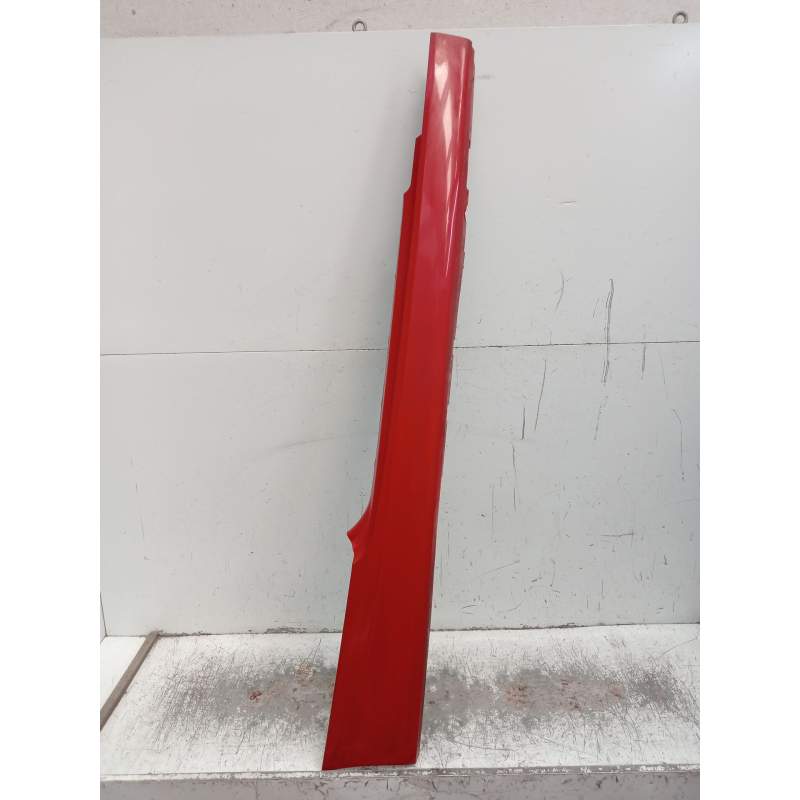 Recambio de faldon lateral para bmw 3 coupé (e92) 320 d referencia OEM IAM 51777130874 DERECHO 15857711