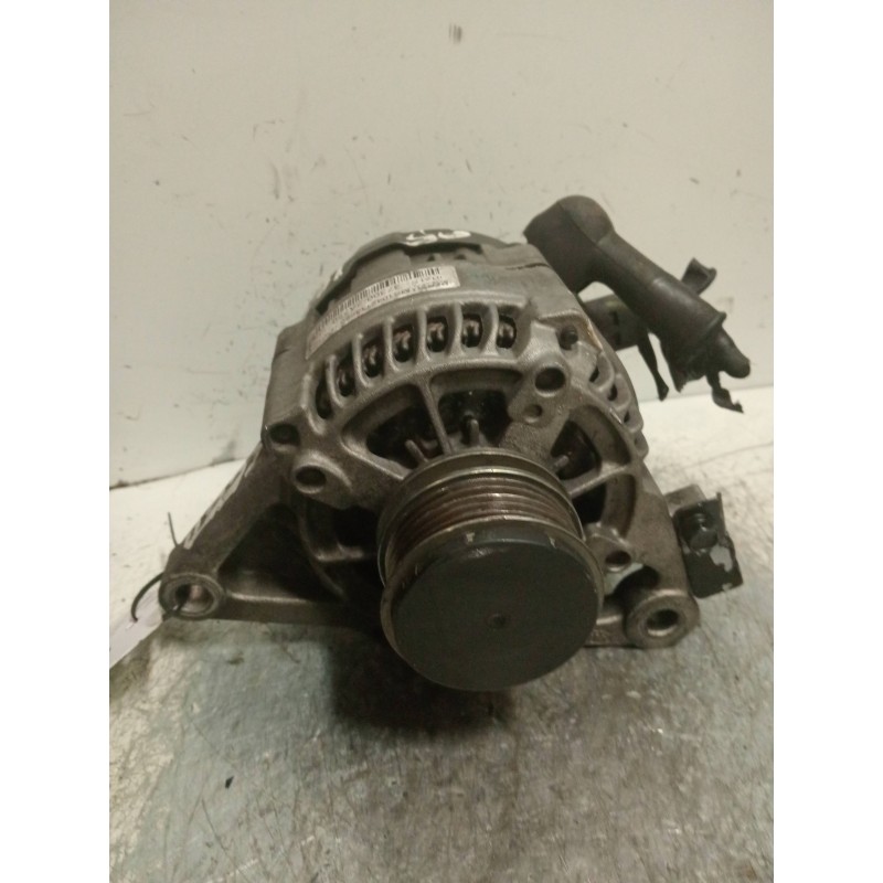 Recambio de alternador para kia cee´d sporty wagon drive referencia OEM IAM 373002A750  